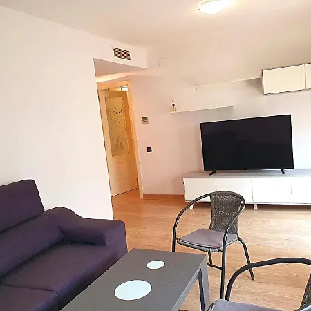 Lägenhet Newly Renovated Two Bedrooms In Marina